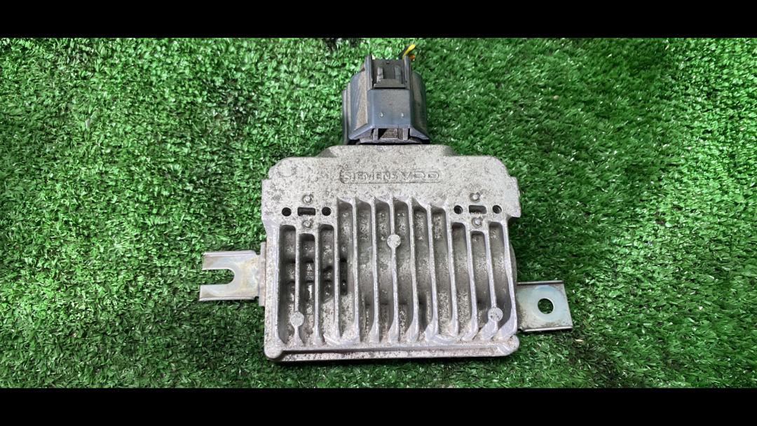 блок управления топливным насосом Volvo V70 3 поколение 2011, 2.0 л., B 4204 T7, бензин, АКПП, универсал, правый руль, 6G9N-9D372-AC - фото №1