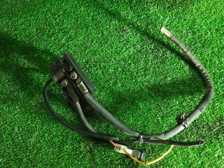 минусовой провод аккумулятора Mazda 5 CR 2006, 2.0 л., LF17, бензин, АКПП, минивэн, передний привод, правый руль