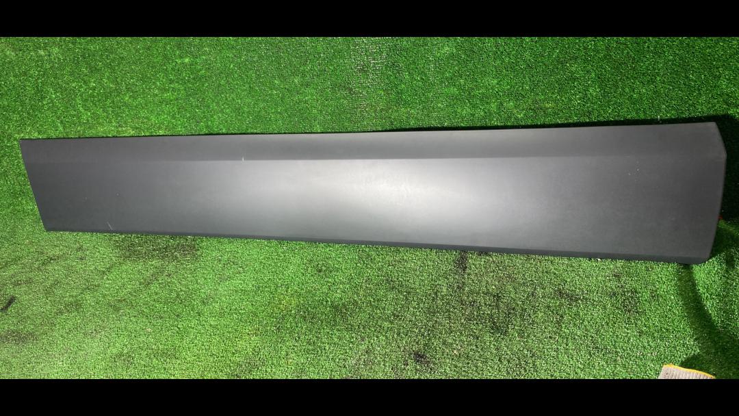 молдинг сдвижной двери Ford Transit 8 поколение 2015, BK31-V254A17-AGW - фото №1