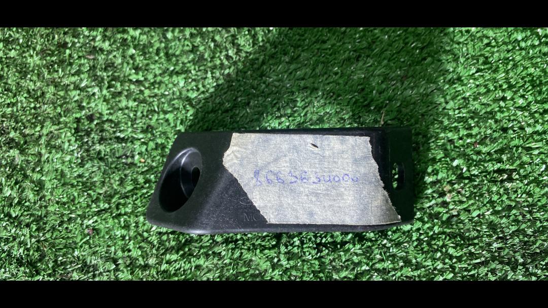 Крепление бампера переднего Kia Sportage 3 поколение 2014, 866363U000 - фото №1