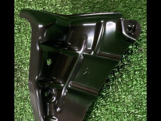 внутреннее крепление крыла правого Kia Rio 4 поколение 2017, 64587H2000