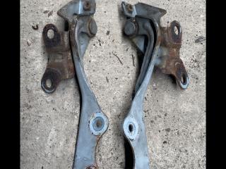 петля капота Mazda Premacy 1 поколение [рестайлинг] 2002, 2.0 л., дизель, МКПП, минивэн