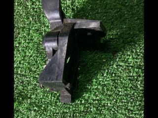 кнопка открытия лючка топливного бака Pontiac Vibe 1 поколение [рестайлинг] 2005, 1.8 л., 1ZZ-FE, бензин, АКПП, красный, передний привод