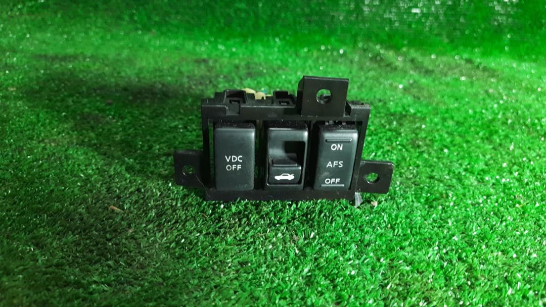 кнопка (выключатель) Infiniti G 4 поколение 2008, 3.7 л., бензин, АКПП, купе, задний привод - фото №1