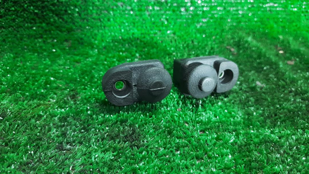 концевик дверной Infiniti G 4 поколение 2008, 3.7 л., бензин, АКПП, купе, задний привод - фото №1