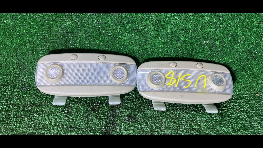 фонарь салона (плафон) Ford Fiesta 6 поколение 2012, 1.6 л., бензин, хетчбэк 5 дв., передний привод - фото №1