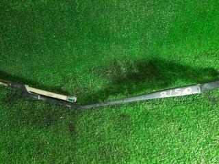 щеткодержатель (поводок стеклоочистителя, дворник) Ford Fiesta 6 поколение 2012, 1.6 л., бензин, хетчбэк 5 дв., передний привод