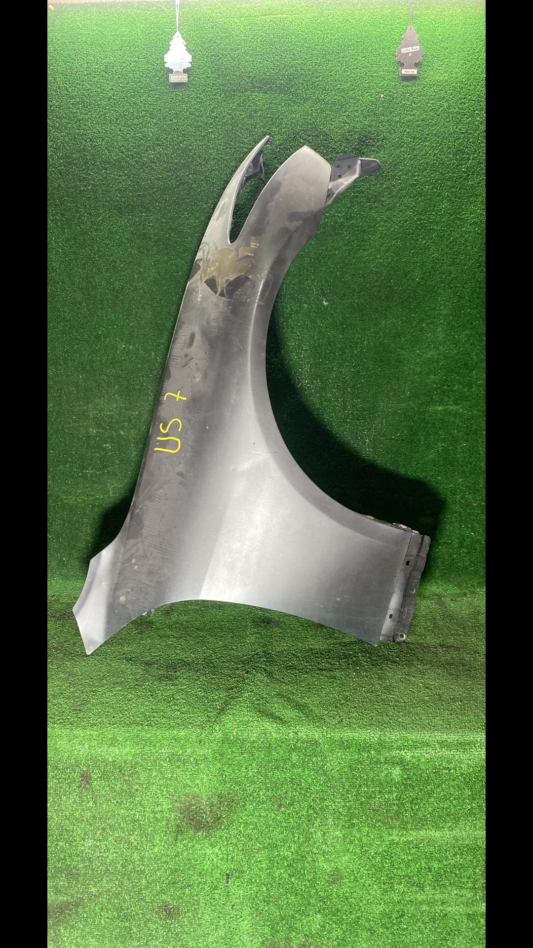 крыло переднее правое Infiniti G 4 поколение 2008, 3.7 л., бензин, АКПП, купе, задний привод - фото №1