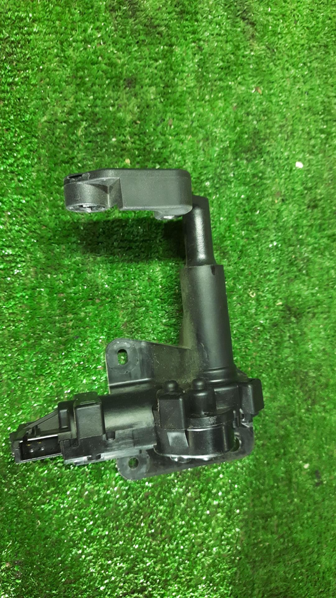 электропривод форточки задней левой Chrysler Town and Country 4 поколение 2005, 3.8 л., EGH, бензин, АКПП, передний привод - фото №1