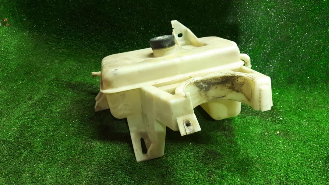 бачок расширительный Chevrolet TrailBlazer 1 поколение 2003, 4.2 л., АКПП, полный привод - фото №1