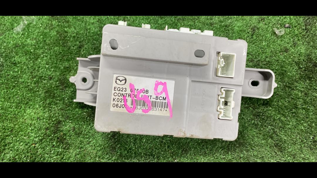 блок комфорта Mazda CX-7 1 поколение 2007, 2.3 л., бензин, АКПП, передний привод - фото №1