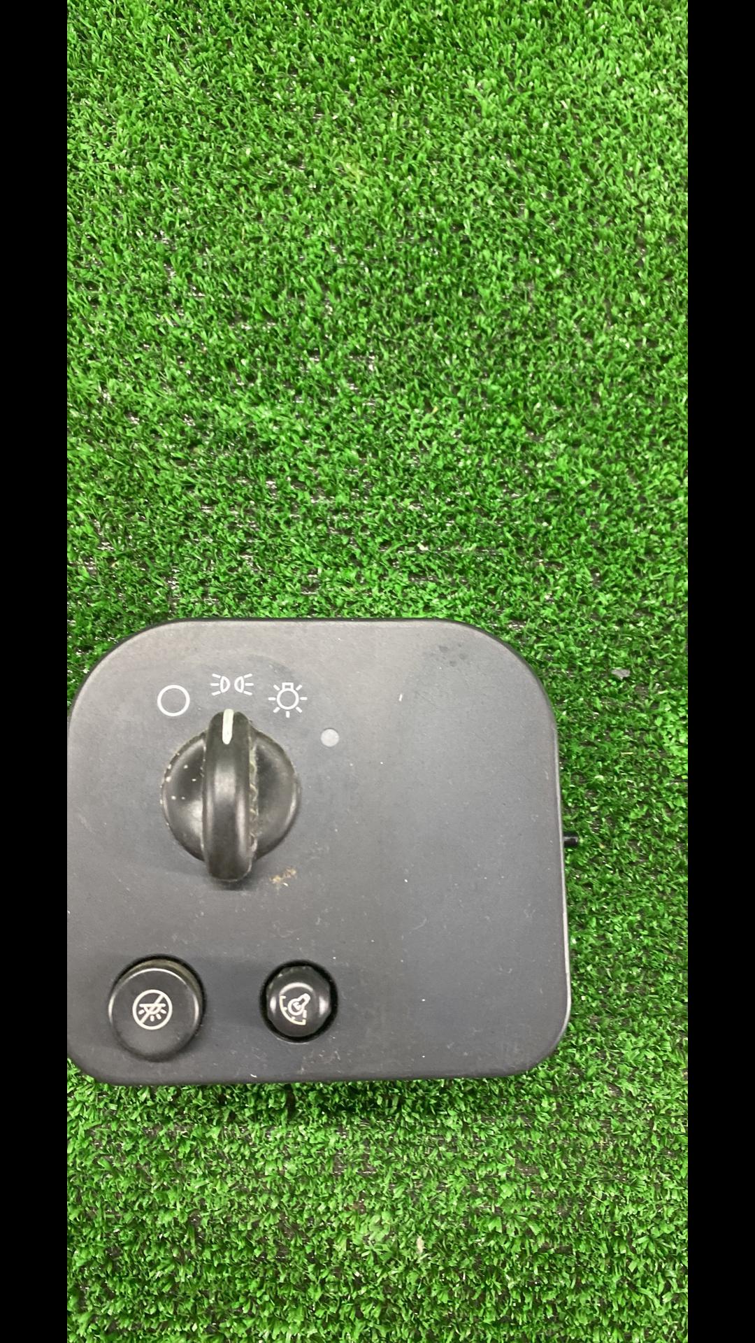 переключатель света Chevrolet TrailBlazer 1 поколение 2003, 4.2 л., АКПП, полный привод - фото №1