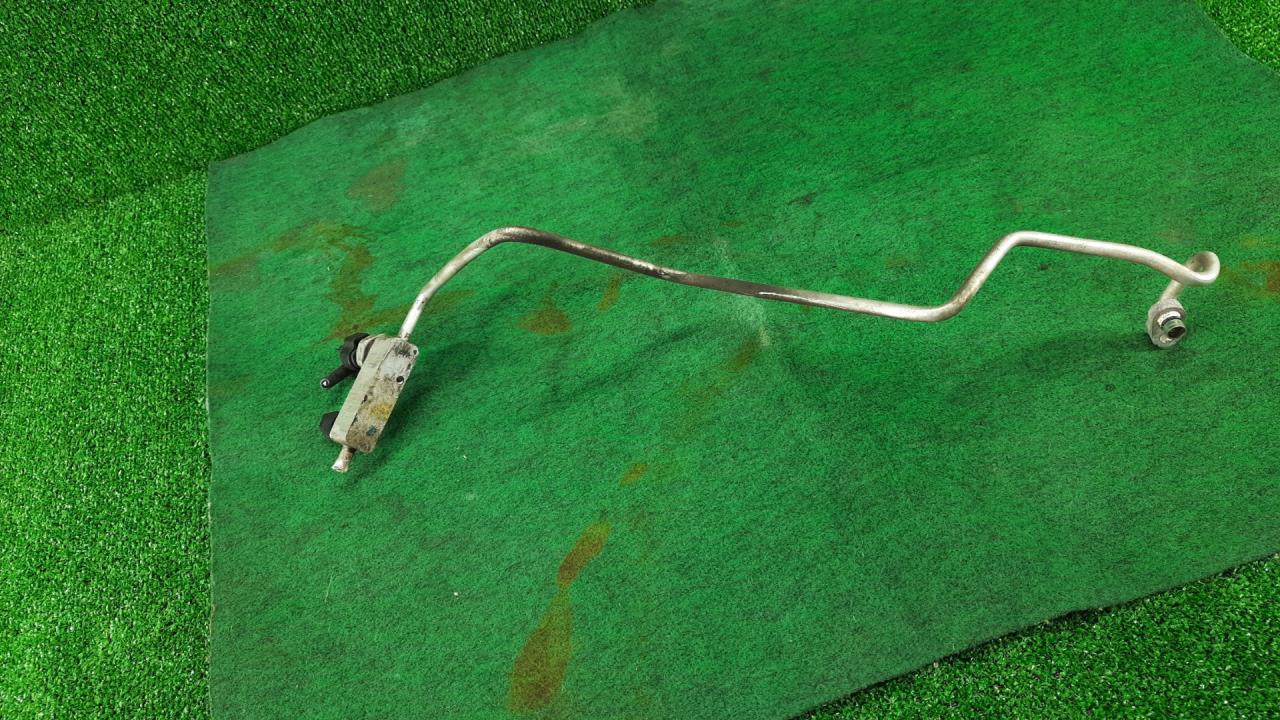 трубка кондиционера Toyota Camry 7 поколение XV40 2009, 2.4 л., i, 2AZ-FE, бензин, АКПП, белый, седан, передний привод - фото №1