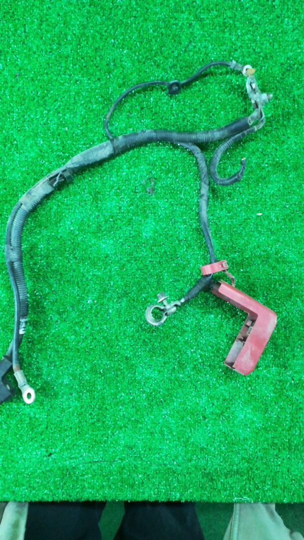 клемма аккумулятора плюс Subaru Forester 3 поколение (SH) 2010, 2.5 л., EJ253, бензин, АКПП, голубой, хетчбэк 5 дв., полный привод - фото №1