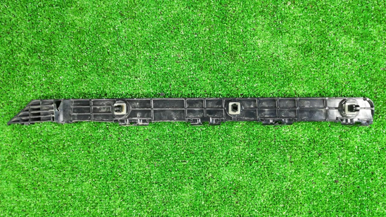 Крепление бампера заднего Toyota Camry 7 поколение XV40 2009, 2.4 л., i, 2AZ-FE, бензин, АКПП, белый, седан, передний привод - фото №1