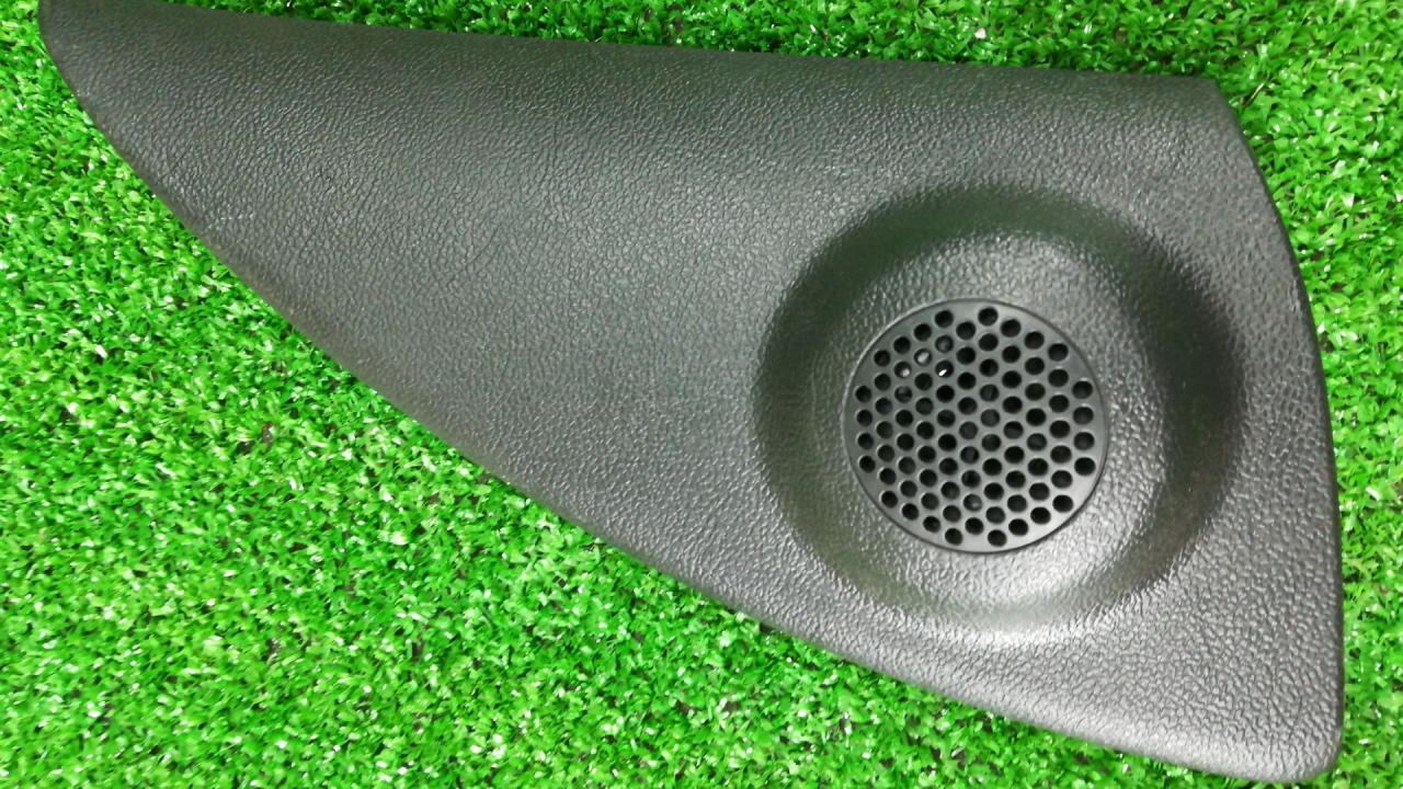 динамик высокочастотный (пищалка) Chevrolet Equinox 1 поколение 2005, 3.4 л., бензин, АКПП, хетчбэк 5 дв., полный привод - фото №1