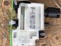 замок лючка топливного бака BMW 5 серия F07/F10/F11 2012, 3.0 л., бензин, АКПП, седан - фото №2