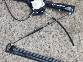 стеклоподъемник передний правый BMW X5 F15 2014, 4.0 л., дизель, АКПП, черный, внедорожник 5 дв., 7332748