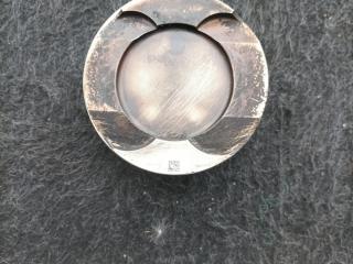 поршень BMW 3 серия F30/F31/F34 F30 2012, 2.0 л., N20 B20 A, бензин, АКПП, черный, седан, задний привод, правый руль, 7640166