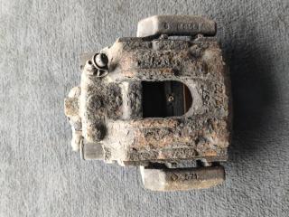 суппорт задний правый BMW X3 E83 [рестайлинг] E83 2007, 3.5 л., M57D30 (306D5), дизель, АКПП, внедорожник 5 дв., полный привод, правый руль