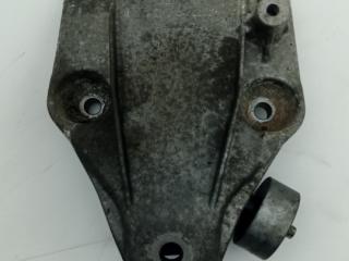 кронштейн двигателя BMW 7 серия F01/F02 2010, 3.0 л., N57 D30 B, дизель, АКПП, седан, 22116777623