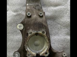 кулак поворотный правый BMW 5 серия F07/F10/F11 2011, 3.5 л., дизель, АКПП, седан