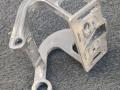 кронштейн форсунки омывателя фары BMW 5 серия F07/F10/F11 2010, 4.4 л., N63 B44 A, бензин, АКПП, хетчбэк 5 дв., 51177128695 - фото №5