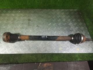 полуось передняя правая (приводной вал, ШРУС) Volkswagen Golf 3 поколение 1995, 1.4 л., бензин, МКПП, универсал