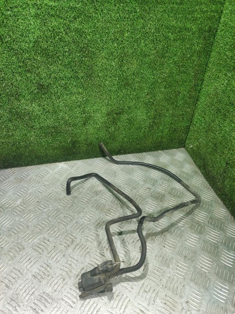 электромагнитный клапан Renault Laguna 1 поколение 1997, 2.0 л., бензин, МКПП, хетчбэк 5 дв. - фото №1