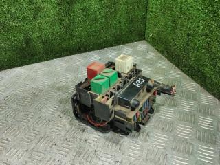 блок предохранителей Ford Fiesta 4 поколение 1997, 1.3 л., бензин, МКПП, хетчбэк 5 дв.