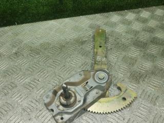 стеклоподъемник задний левый Ford Fiesta 4 поколение 1997, 1.3 л., бензин, МКПП, хетчбэк 5 дв.