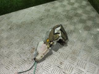 замок двери передней правой Nissan Primera P10 1995, 1.6 л., бензин, МКПП, седан