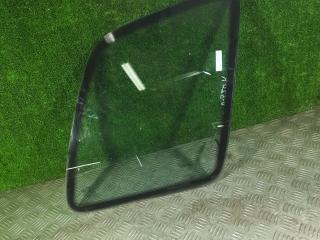 стекло кузовное боковое правое Kia Sportage 1 поколение 2002, 2.0 л., бензин, АКПП, внедорожник 5 дв., полный привод