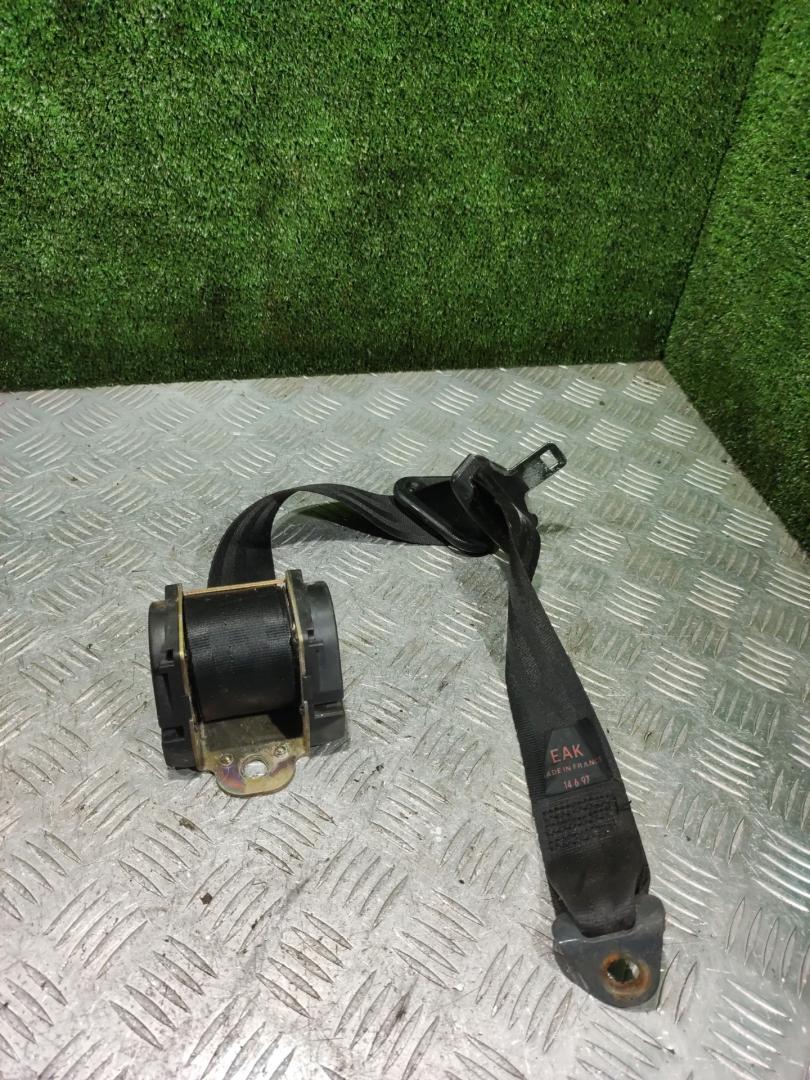 ремень безопасности Peugeot 106 1 поколение 1996, 1.1 л., бензин, МКПП, хетчбэк 3 дв. - фото №1