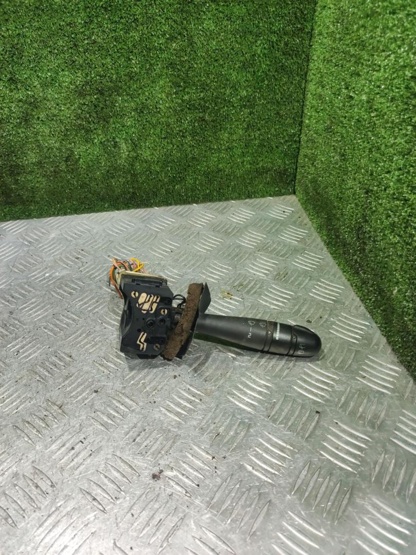 переключатель дворников Renault Laguna 1 поколение 1998, 1.8 л., бензин, МКПП, универсал - фото №1