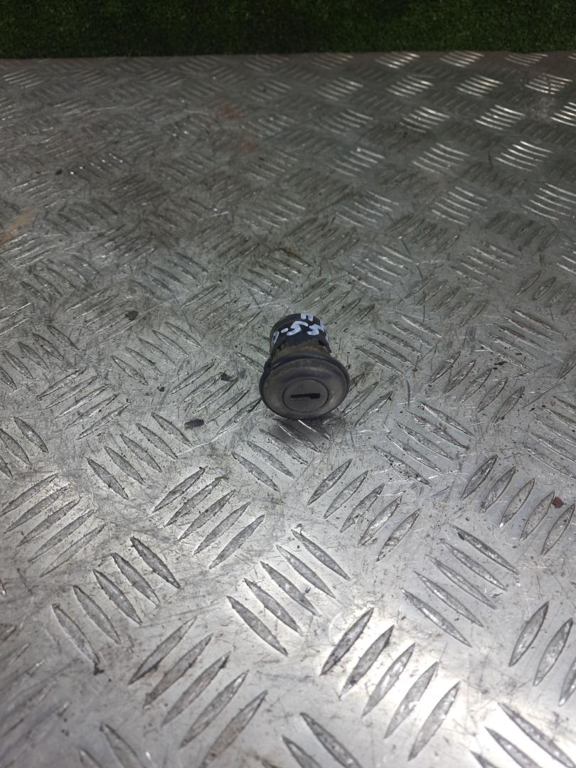 личинка дверного замка Fiat Punto 1 поколение 1999, 1.2 л., mono, бензин, МКПП, хетчбэк 3 дв. - фото №1