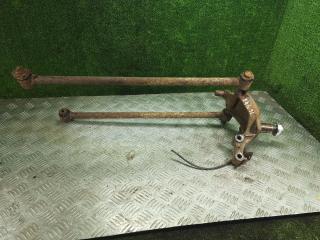 кулак задний левый Mazda 323 6 поколение 2000, 1.5 л., бензин, МКПП, седан