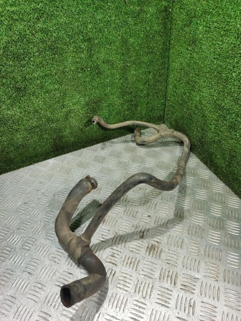 патрубок радиатора Citroen Xsara 1 поколение 2000, 1.6 л., бензин, МКПП, хетчбэк 5 дв. - фото №1