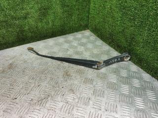 щеткодержатель (поводок стеклоочистителя, дворник) Nissan Serena С23 [2-й рестайлинг] 1997, 1.6 л., бензин, МКПП, минивэн