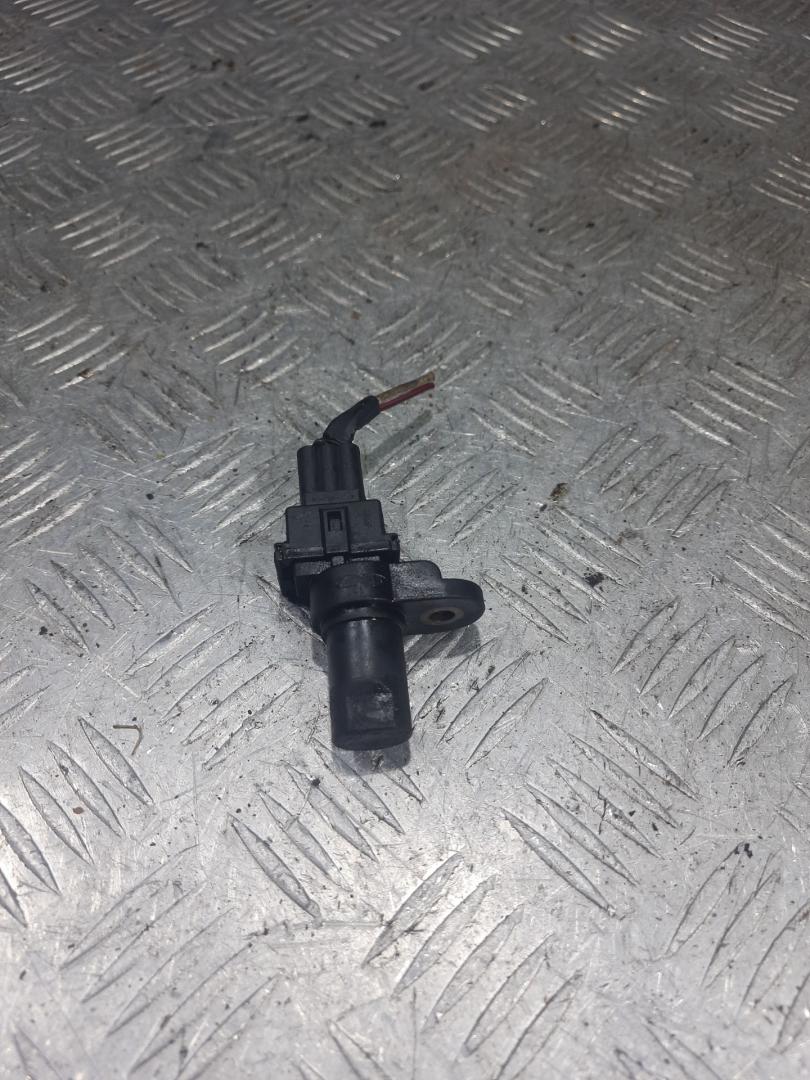 датчик распредвала Hyundai Elantra XD 2001, 1.6 л., бензин, МКПП, хетчбэк 5 дв., 3935022600 - фото №1