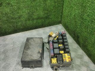 блок предохранителей Kia Carnival UP/GQ 2000, 2.5 л., бензин, МКПП, минивэн