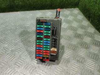 блок предохранителей Peugeot 405 1 поколение [рестайлинг] 1995, 1.6 л., бензин, МКПП, седан