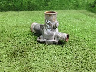 фланец (тройник) системы охлаждения Lada 21099 1 поколение 1990, 1.6 л., бензин, МКПП, седан