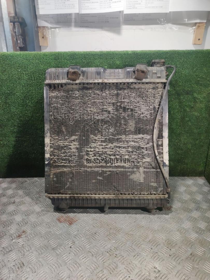 радиатор (основной) Mercedes-Benz T1 207-210D W601 1993, 3.0 л., дизель, МКПП - фото №1