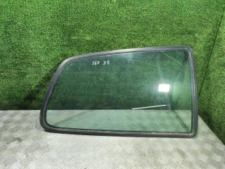 стекло кузовное боковое правое Renault Twingo 1 поколение 1998, 1.2 л., бензин, МКПП, хетчбэк 3 дв.