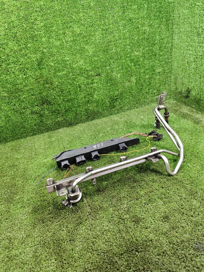 топливная рампа Opel Sintra 1 поколение 1998, 2.2 л., X 22 XE, бензин, МКПП - фото №1