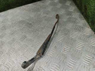 щеткодержатель задний Toyota Picnic 1 поколение XM10 2000, 2.2 л., дизель, МКПП, минивэн