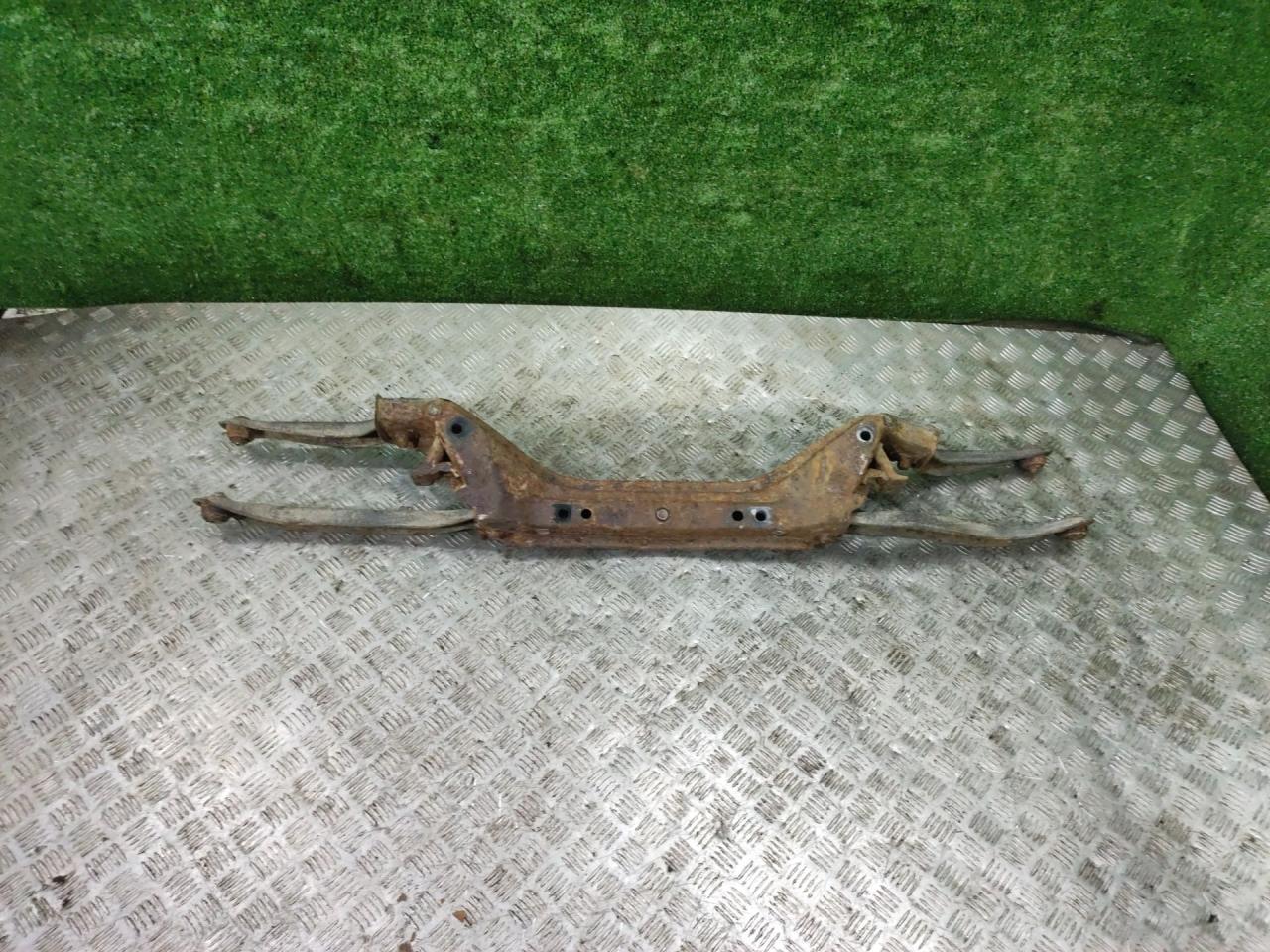 балка подвески задняя Rover 600 Series 1 поколение 1997, 2.0 л., бензин, МКПП, седан - фото №1