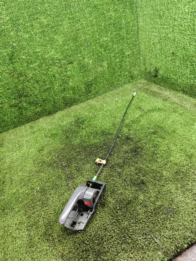 Трос двери задней левой Toyota Picnic 1 поколение XM10 2000, 2.2 л., дизель, МКПП, минивэн - фото №1