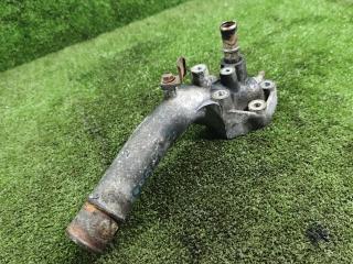 фланец (тройник) системы охлаждения Toyota Picnic 1 поколение XM10 2000, 2.2 л., дизель, МКПП, минивэн